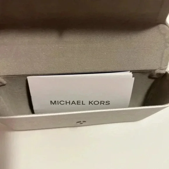 New Michael Kors. Eye Glass Case - Picture 5 of 5